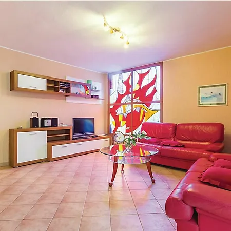 With 2 Bedrooms In Fazana, With Furnished Terrace And Wifi アパート *
